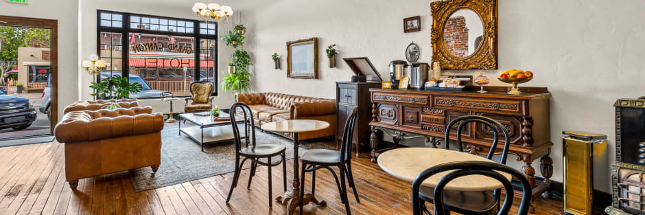 Independent hotels historic grand canyon hotel 00 gallery image 6 eje2vl