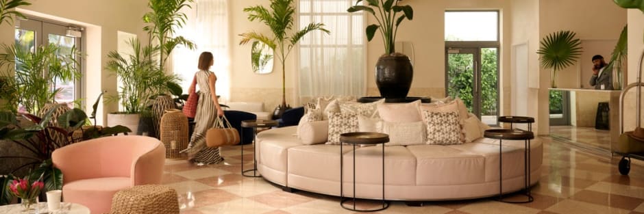 Independent hotels hotel greystone 00 gallery image 1 gmhlhq