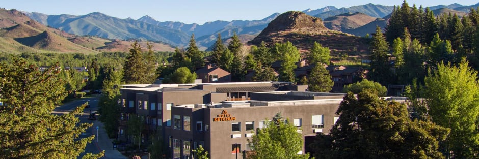 Independent hotels hotel ketchum 00 amenities 01 ieuuwp