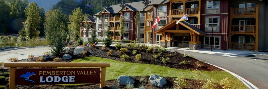 Independent hotels pemberton valley lodge exterior 4 ofr1pe