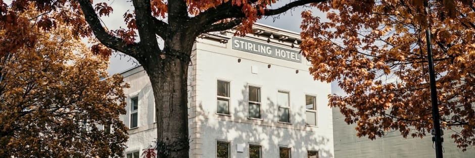 Independent hotels stirling suites 00 amenities 02