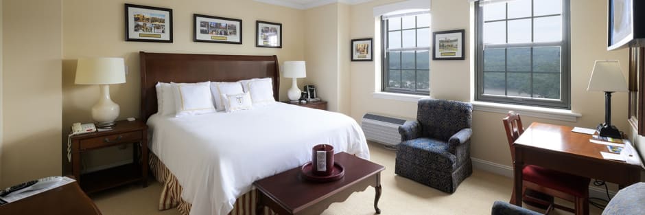 Independent hotels thayer 00 amenities 03 u5uucs