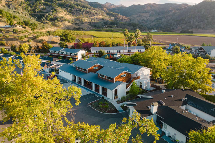 Independent hotels calistoga motor lodge 00 gallery image 1 uffwh0