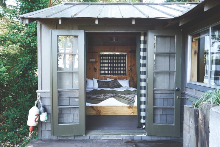 Independent hotels captain whidbey inn cabin filson exterior avpexg