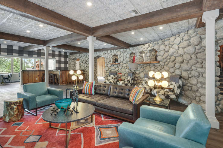 Independent hotels creekstone 00 gallery image 1 jy1uta