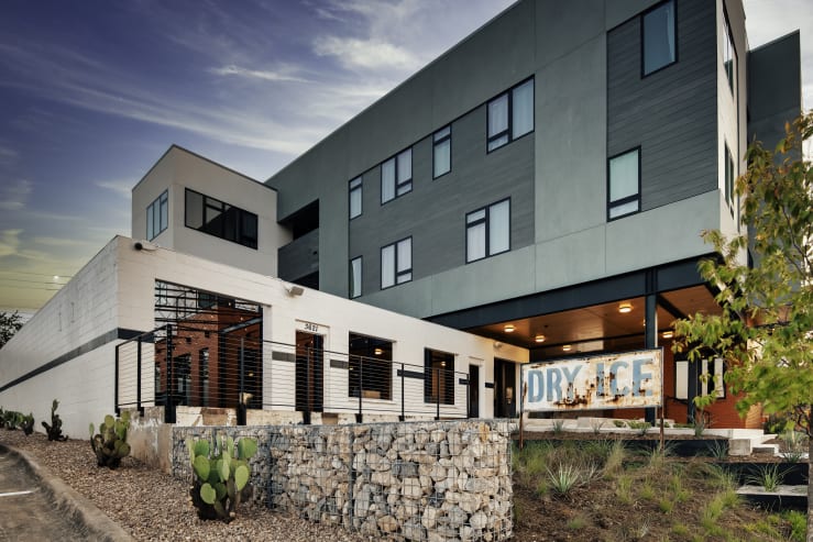 Independent hotels dryce 00 gallery image 1 p4nxi6