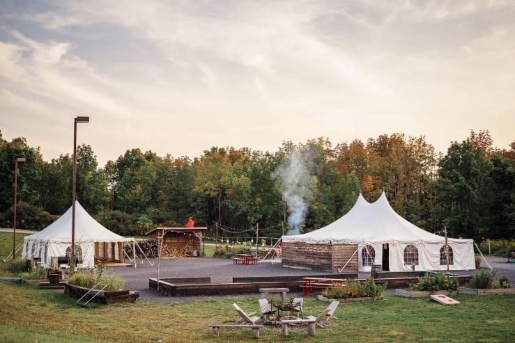 Independent hotels firelight camps 00 gallery image 1 uq1j5j