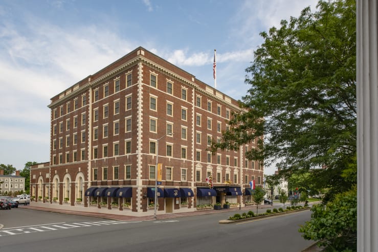 Independent hotels hawthorne hotel 00 gallery image 1 mcsynw