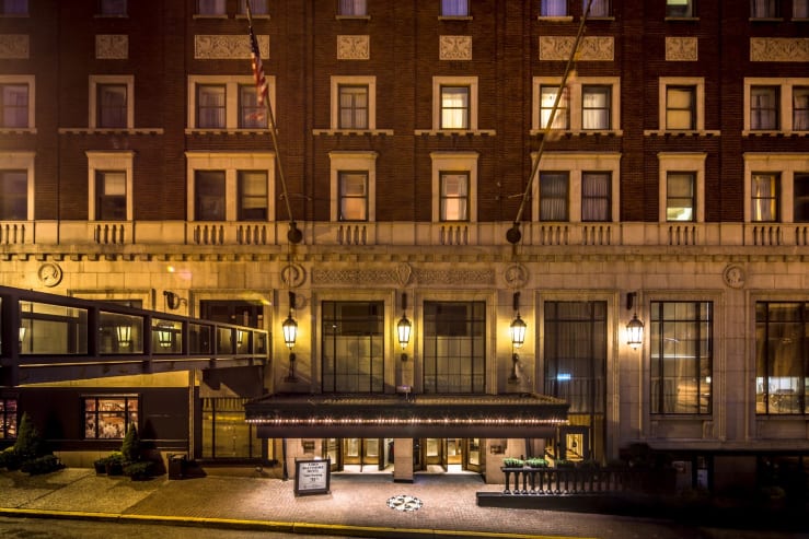 Independent hotels lord baltimore hotel 00 gallery image 1 vmd9kf