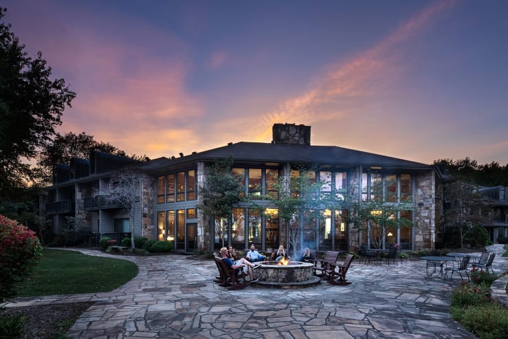 Independent hotels ridges resort lake chatuge 00 gallery image 4 lsirev