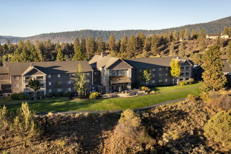 Independent hotels running y resort lodge back fall running y ranch sq7joe