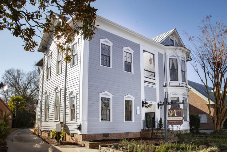 Independent hotels the aerie 00 gallery image 1 ridxje